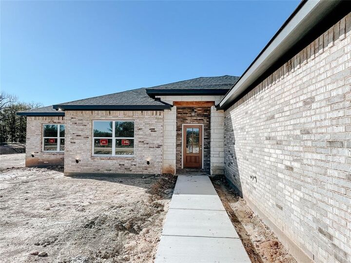 Photo de la propriété:  319 Rita Ridge Court  TX 76066