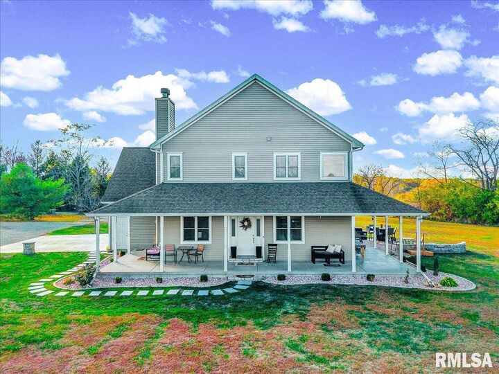 Property Photo:  493 Reaba Avenue  IL 61729