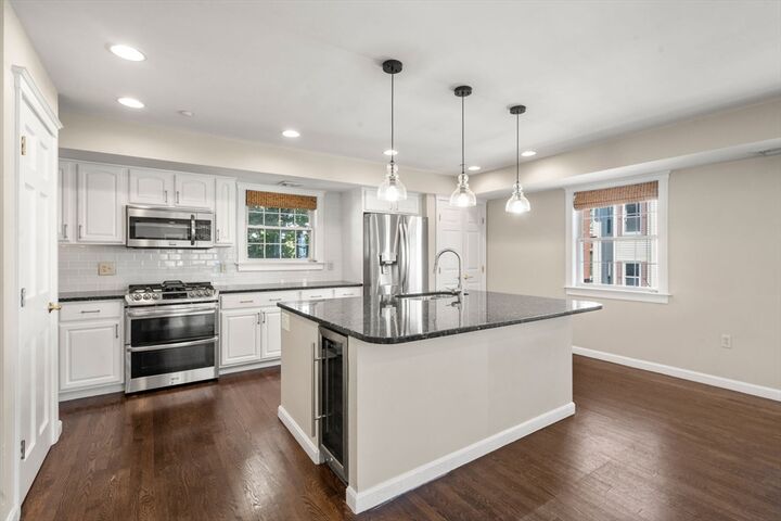 55 I Street 4  Boston MA 02127 photo