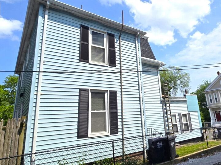 Property Photo:  1 Jay Street  MA 02139 