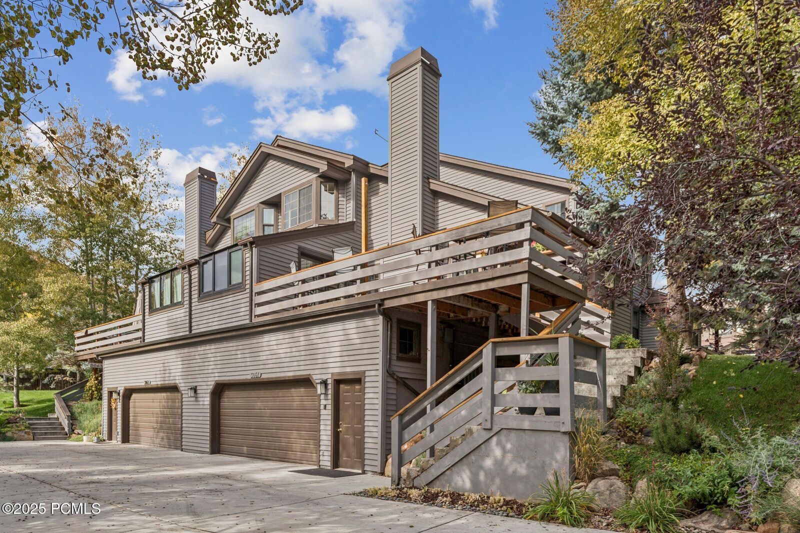 Property Photo:  3061 W Elk Run Drive  UT 84098 