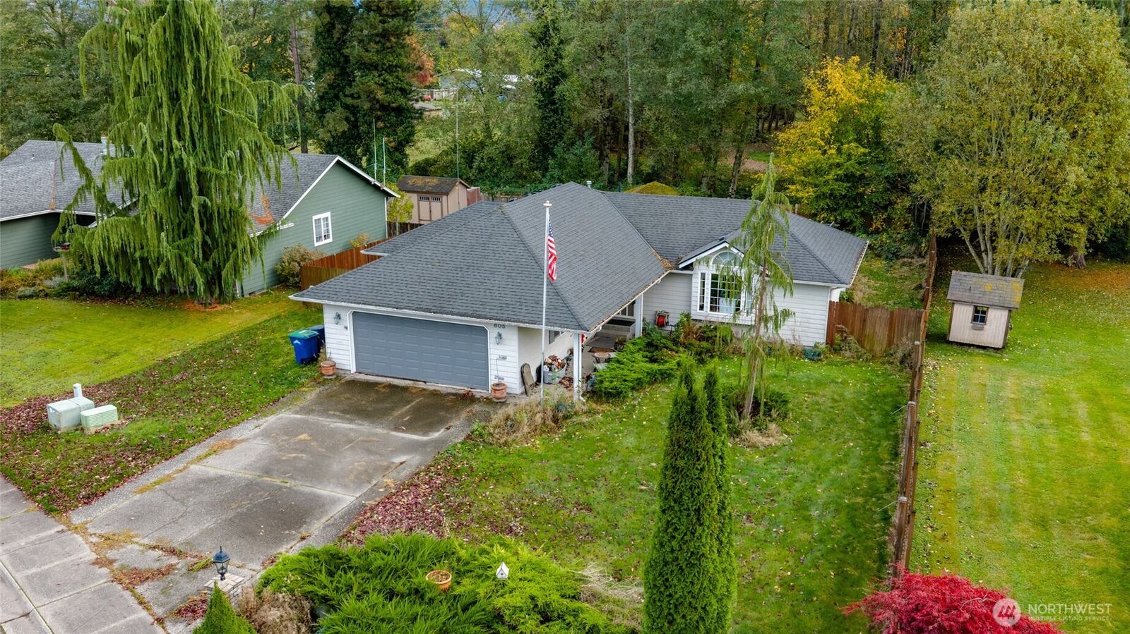 Property Photo: 605 Cedar Tree Drive WA 98284