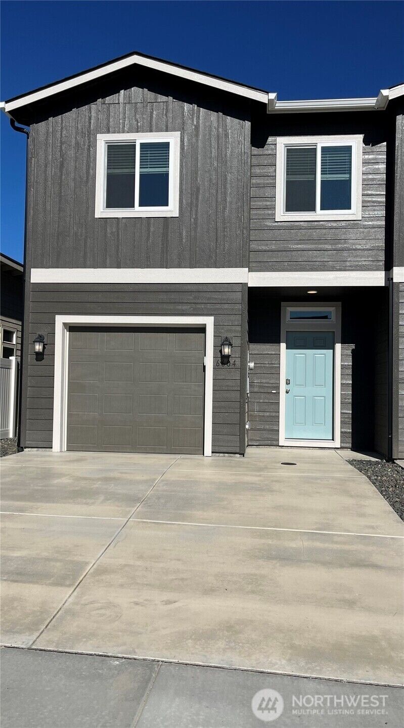 Property Photo:  6604 W 36th Place  WA 99338 