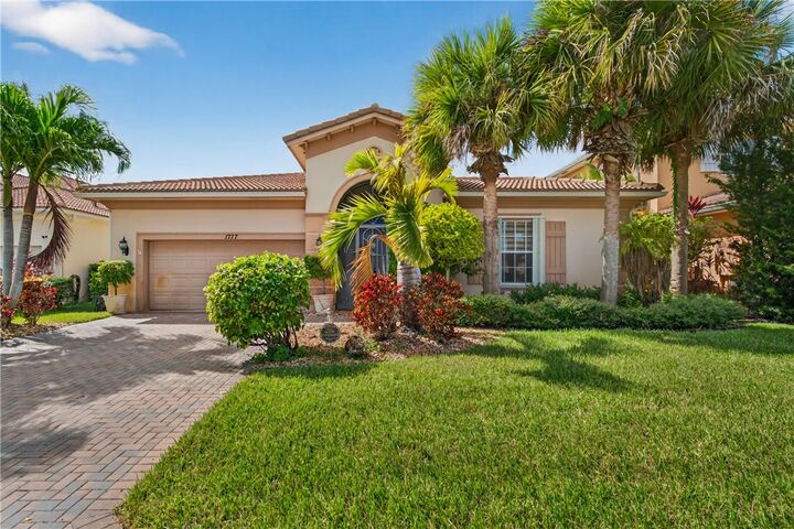 Property Photo:  1777 Belmont Circle SW  FL 32968