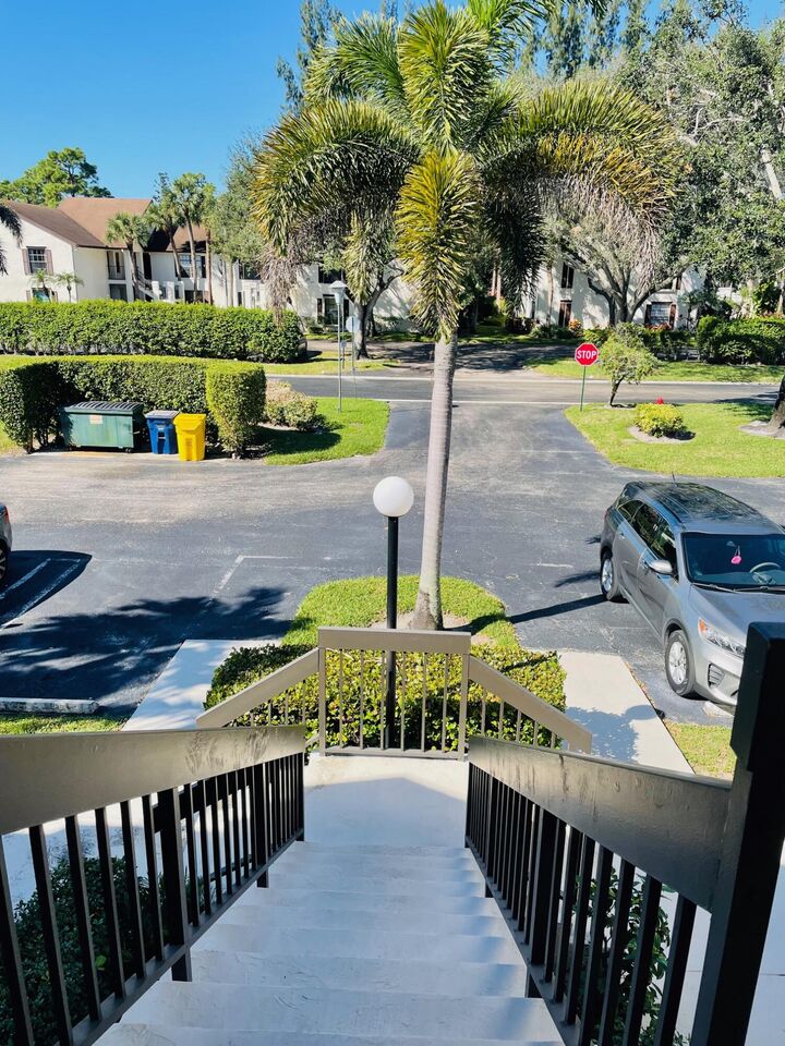 Property Photo:  3204 Perimeter Drive 3204  FL 33467 