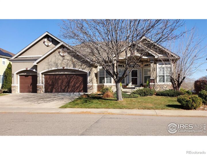 Property Photo: 5926 Huntington Hills Drive CO 80525