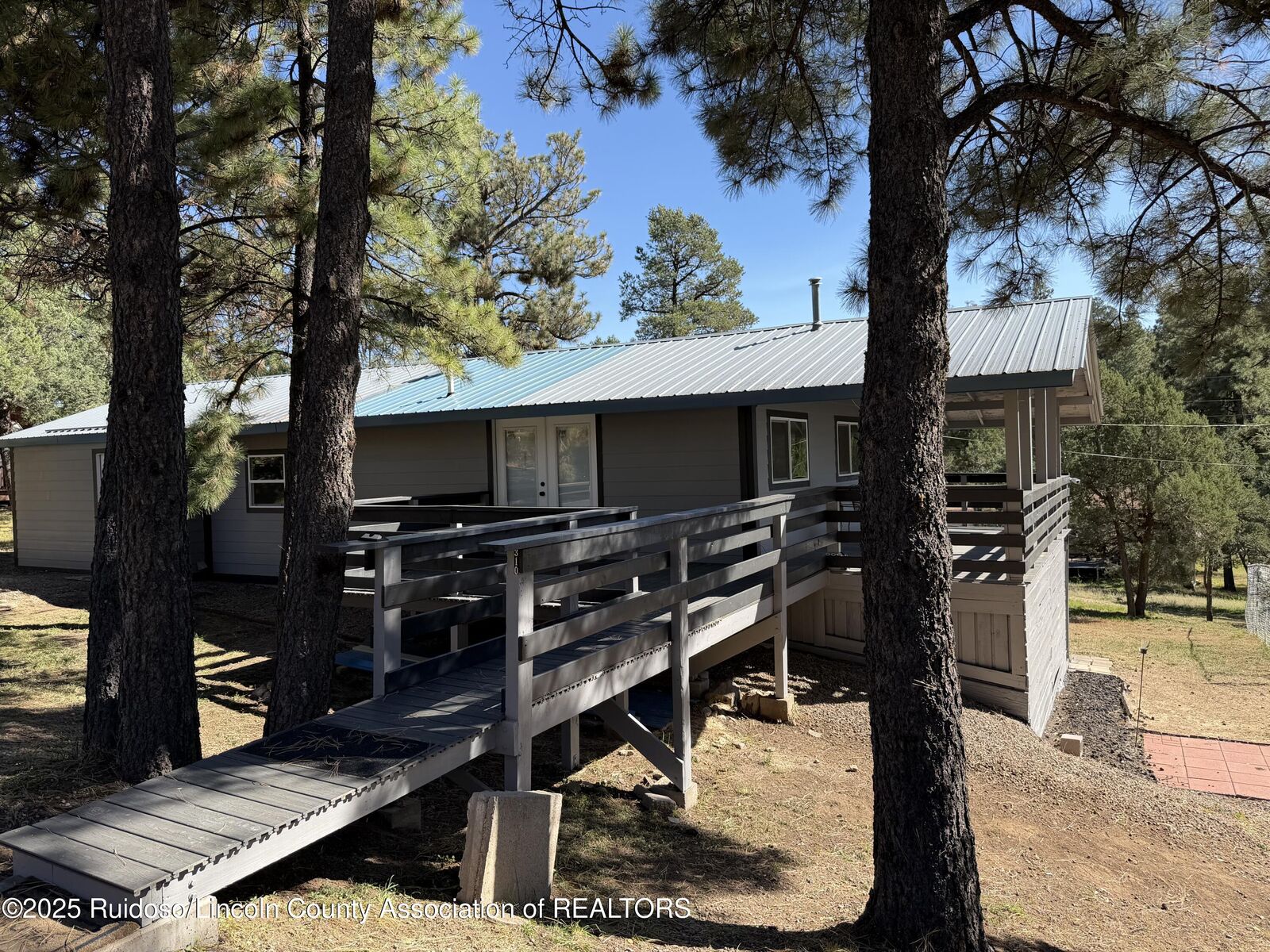 Property Photo:  310 Otero Drive  NM 88345 