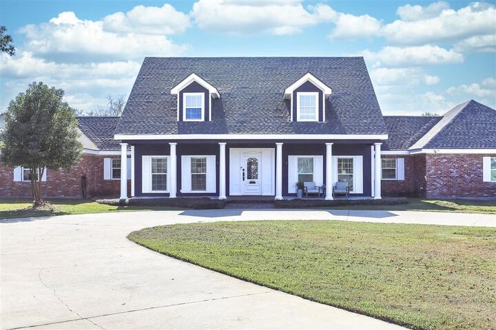 Property Photo:  7 Little Drive  LA 70605 