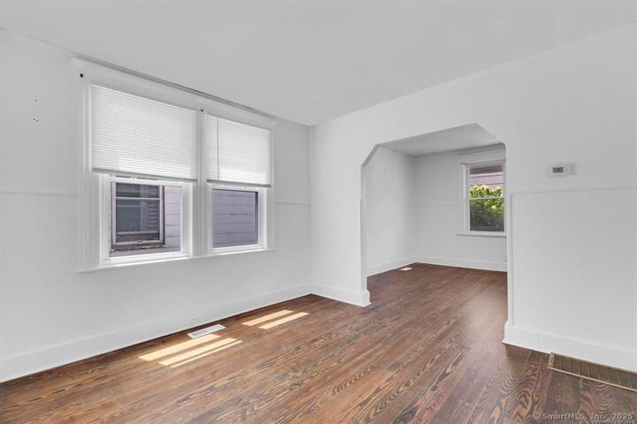 Property Photo:  84 Dewey Street  CT 06605