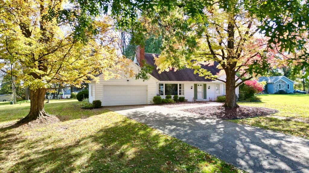 Property Photo:  20 Club Drive  OH 45601 