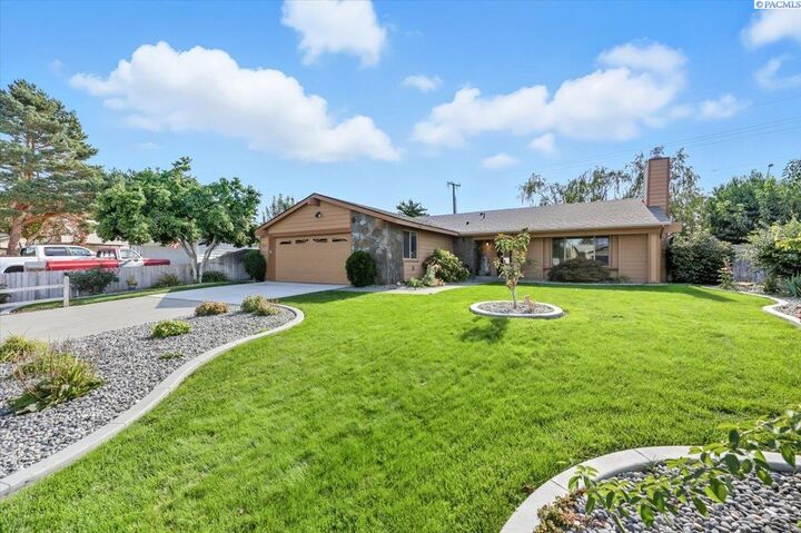 Property Photo:  8607 W Deschutes Ave.  WA 99336 