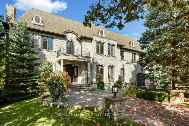 Property Photo:  40 Maryvale Crescent  ON L4C 6P8 