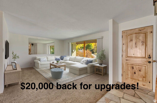 Property Photo: 681 E 215 N UT 84042