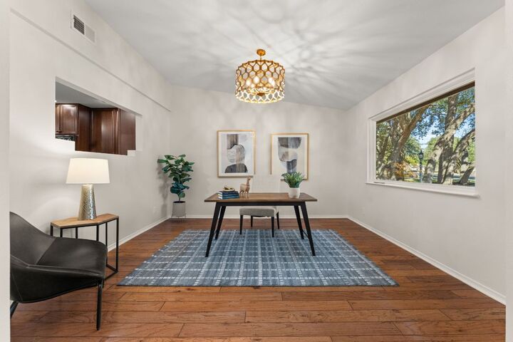 Property Photo: 9109 Balcones Club Drive TX 78750