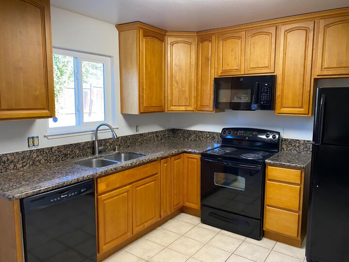 Property Photo: 6856 Blue Duck Way CA 95842