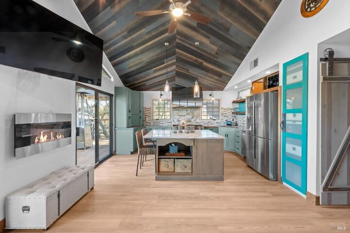 Property Photo:  914 Cape Cod Court  CA 94558 