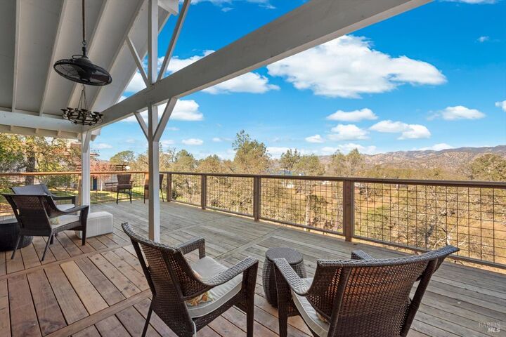 Property Photo:  914 Cape Cod Court  CA 94558 