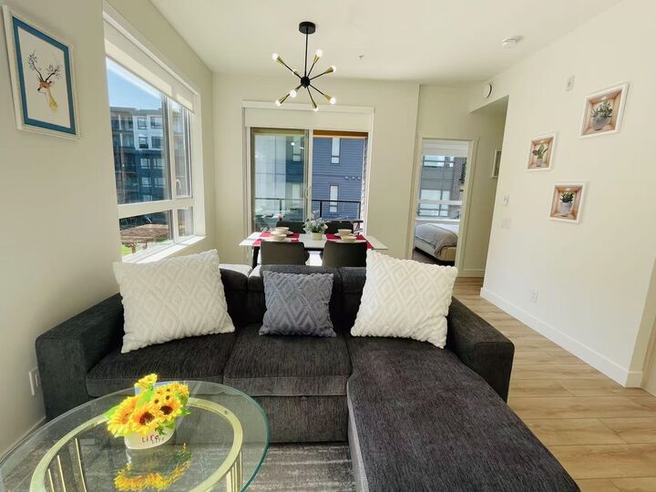 Property Photo: 741 Anskar Court 305 BC V3J 0N3