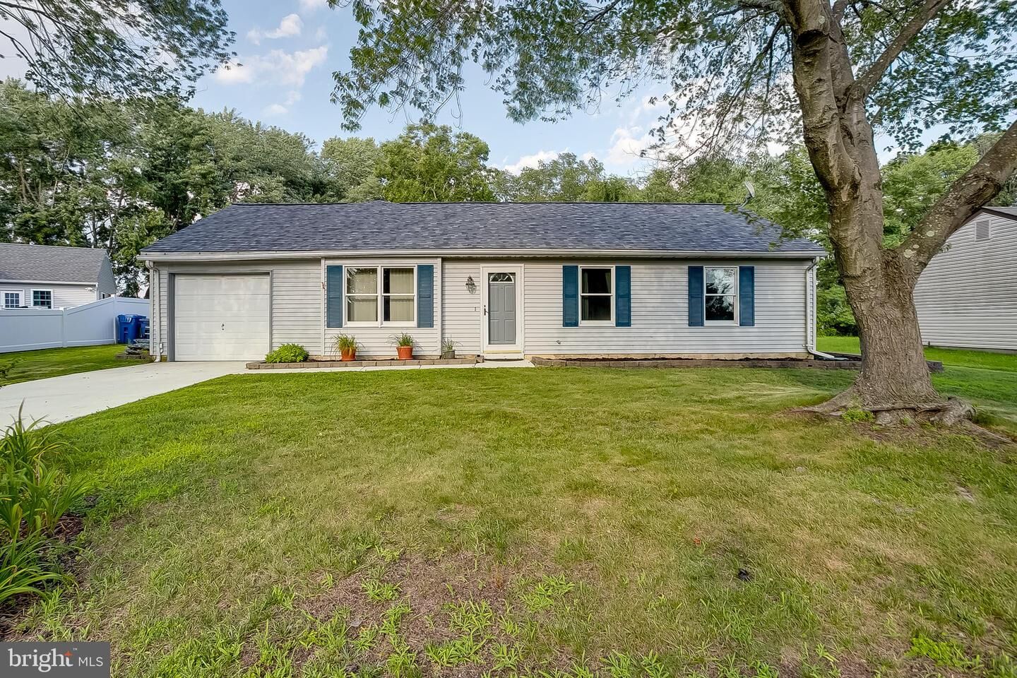 Property Photo:  123 Wyndmere Road  NJ 08053 