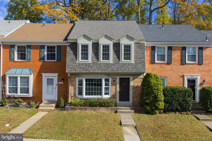 Property Photo:  9521 Cherry Oak Court  VA 22015 