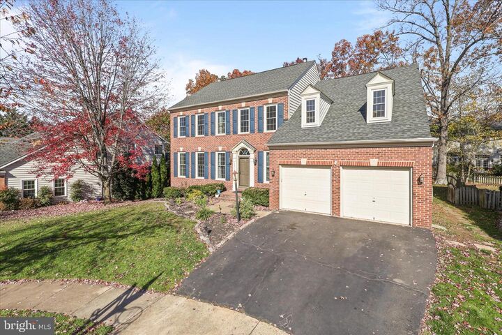 Property Photo: 43312 Hagen Court VA 20152