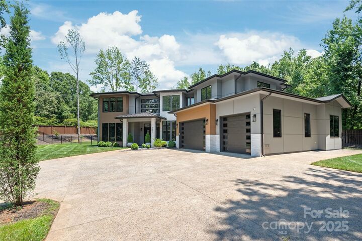 Property Photo:  8403 Sarsfield Court  NC 28173 