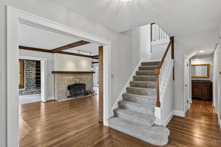 Property Photo: 3546 Herschel View Place OH 45208