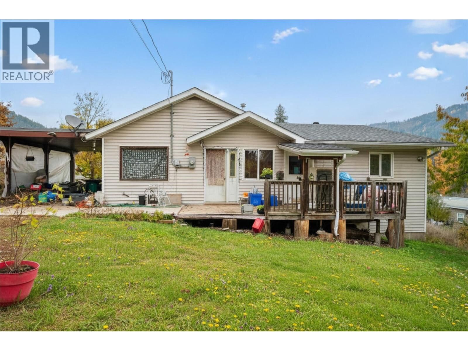 Property Photo: 1976 Watson Lane BC V0G 1L1