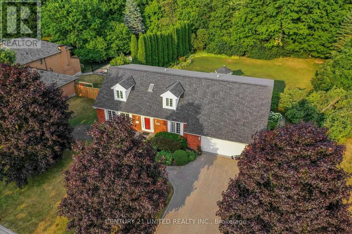 Property Photo:  1656 Champlain Drive  ON K9L 1N6 