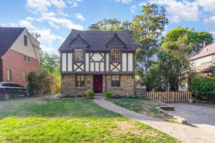 6512 Park Lane  Cincinnati OH 45227 photo