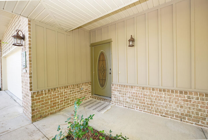 Property Photo: 2159 Bayshore Drive FL 32578