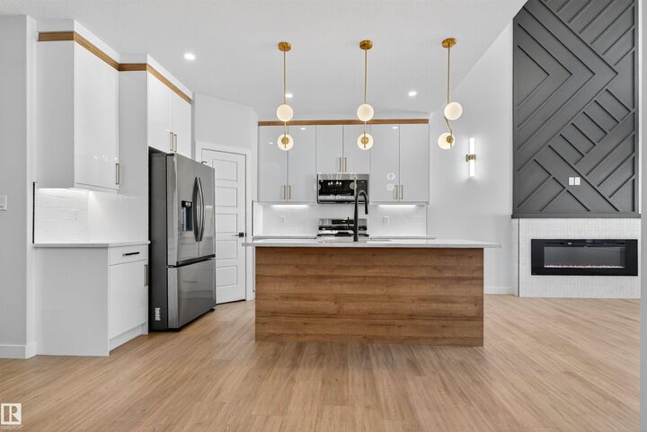 Property Photo:  19 Hull Wynd  AB T7X 0X5 