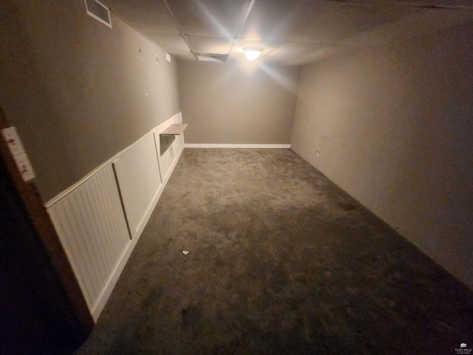 Property Photo: 5610 Elbo Bluff Drive KS 66502