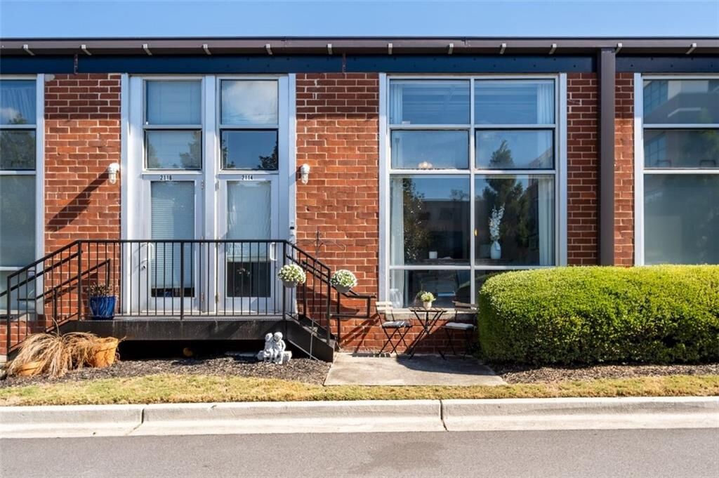 Property Photo: 5200 Peachtree Road 2114 GA 30341