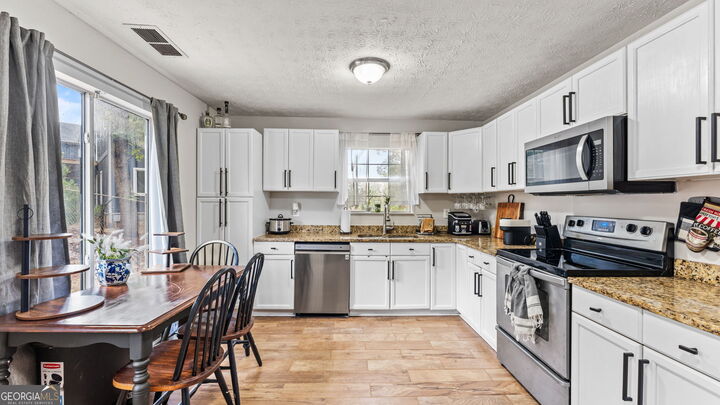 Property Photo:  5659 Nags Head Circle  GA 30504 