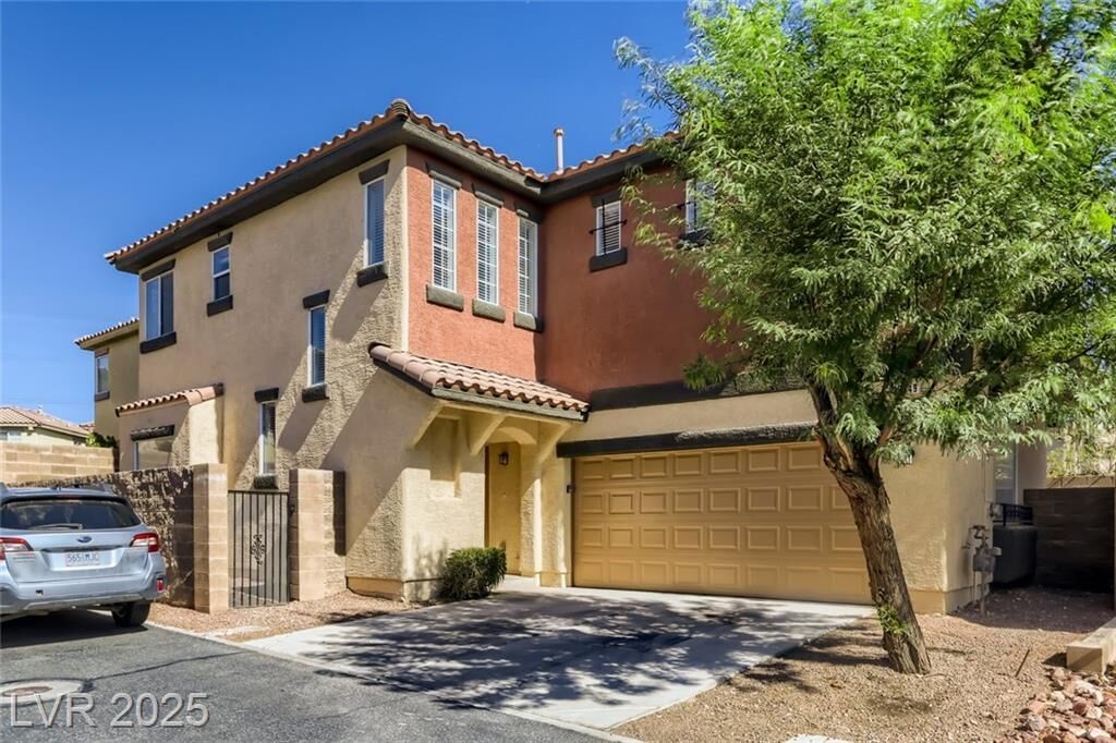 Property Photo: 10549 Lessona Street NV 89141