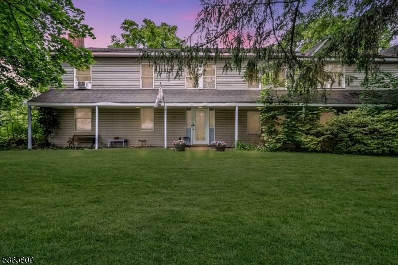 Property Photo:  9 Mueller Lane  NJ 07882 