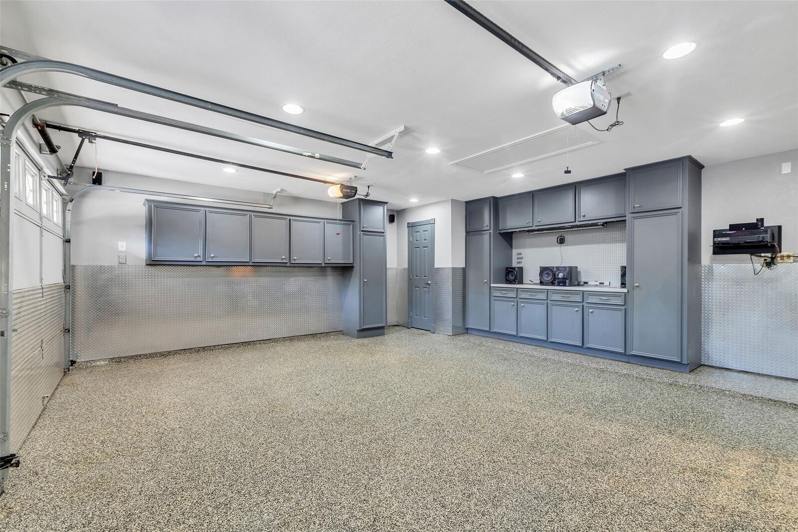 Property Photo:  603 Saint Andrews Road  TX 77339 