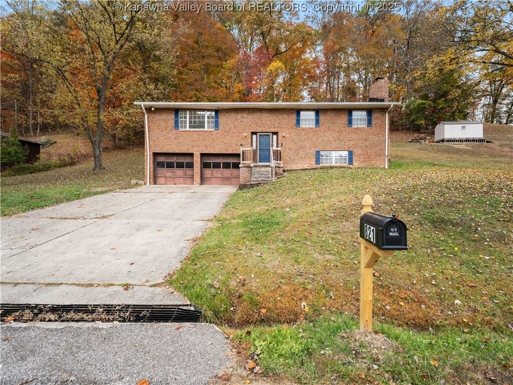 Property Photo: 821 Wilderness Drive WV 25312