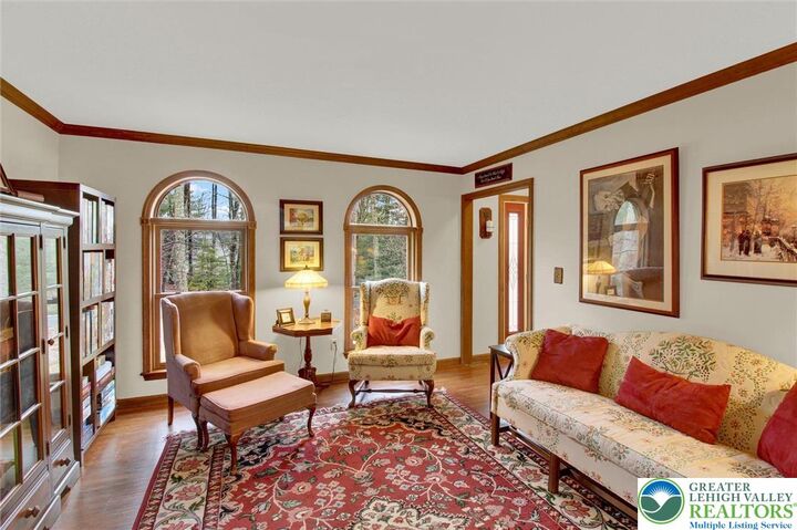 Property Photo:  426 Joanne Court  PA 18321