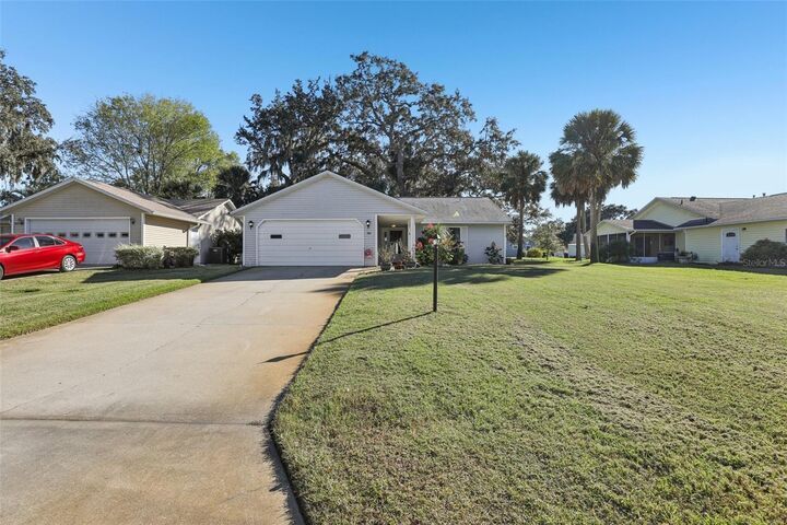 Property Photo:  304 Brigadoon Circle  FL 34788