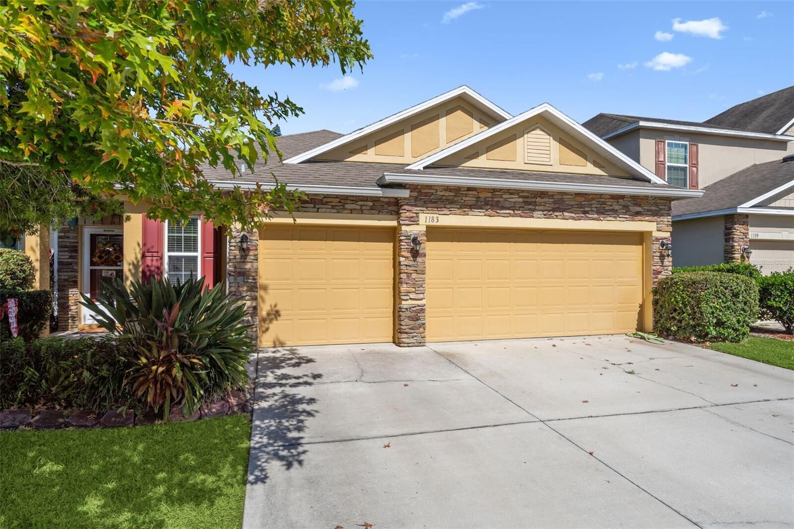 Property Photo: 1183 Berkley Ridge Lane FL 33823