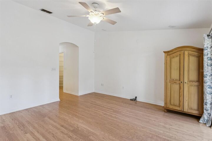 Property Photo:  2697 Clubhouse Drive  FL 33898 