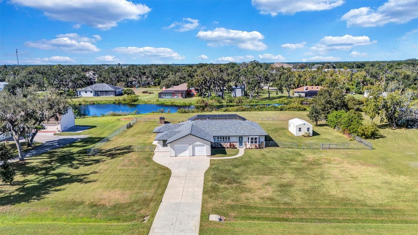 Property Photo:  10617 31st Avenue E  FL 34221 