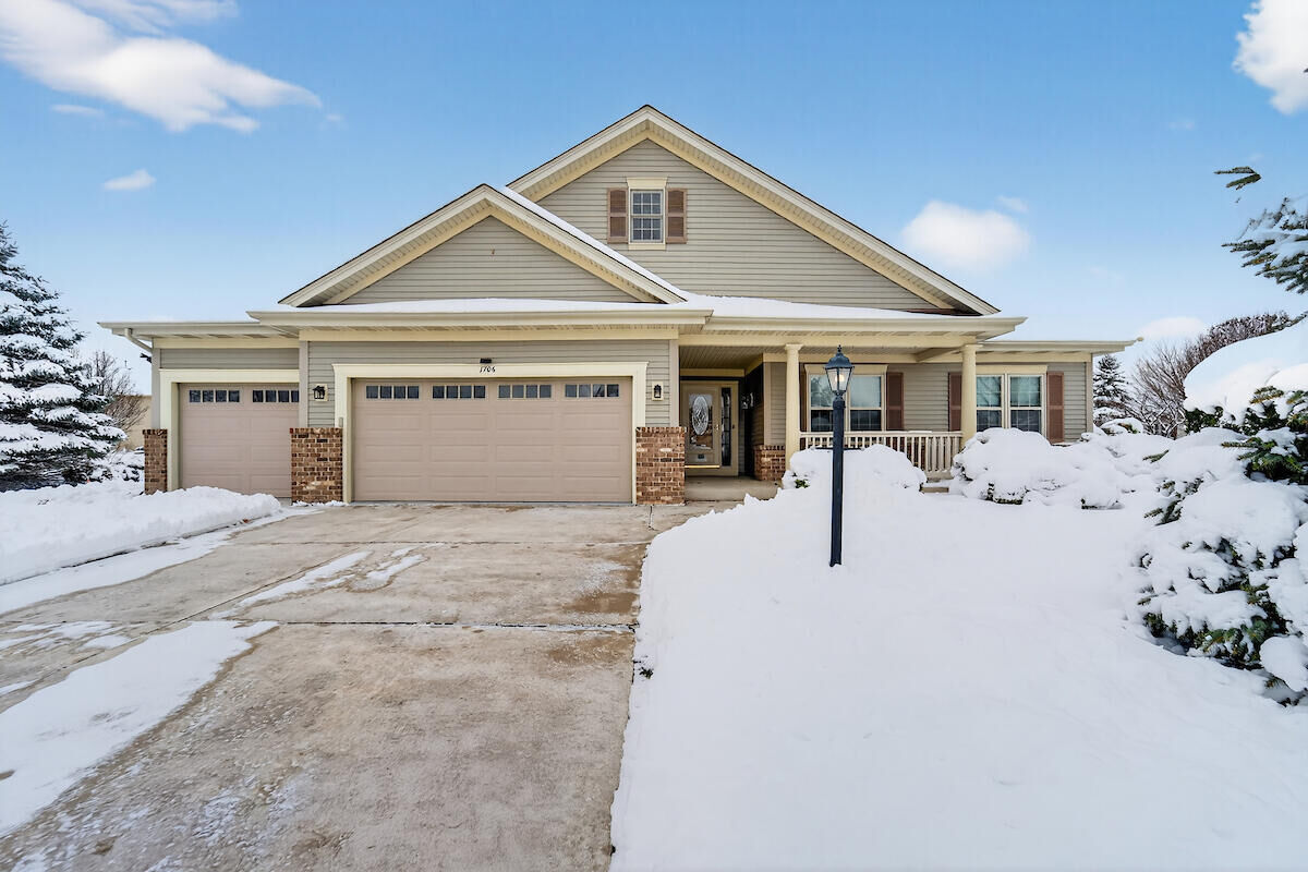 Property Photo:  1706 Spring Meadow Ln  WI 53406 
