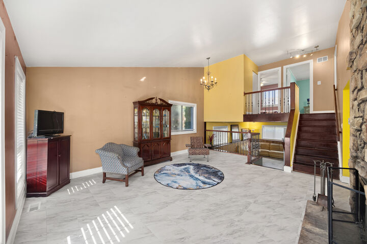 Property Photo:  1256 Concord Drive  IL 60120 