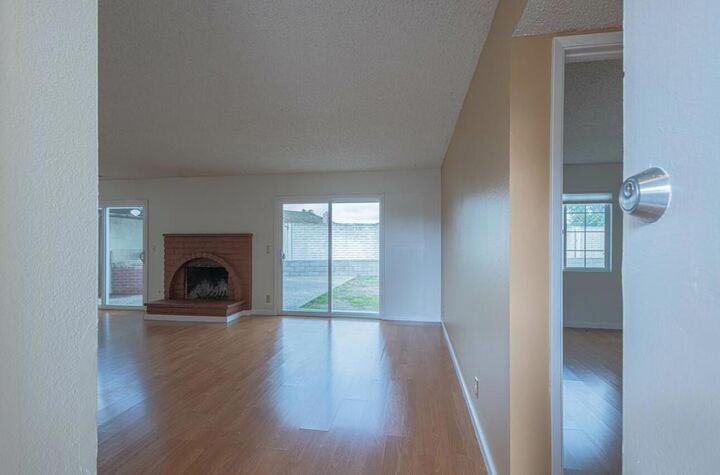 Property Photo: 684 Alvarado Court CA 93907