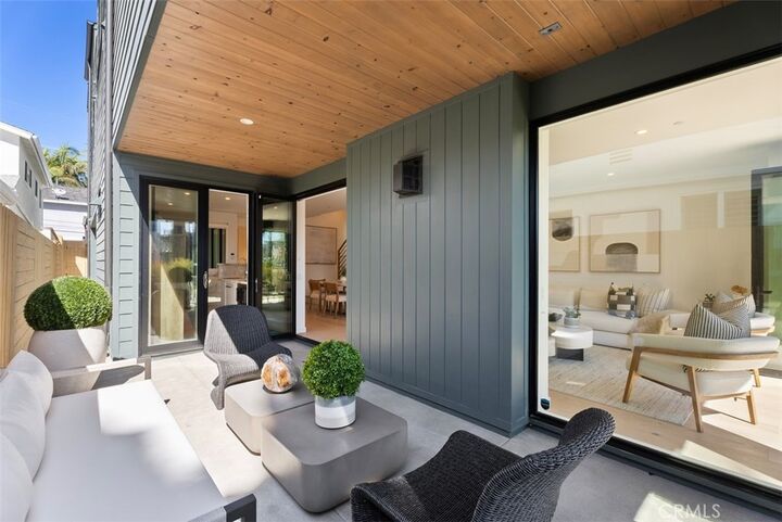 Property Photo:  619 Marguerite Avenue  CA 92625 