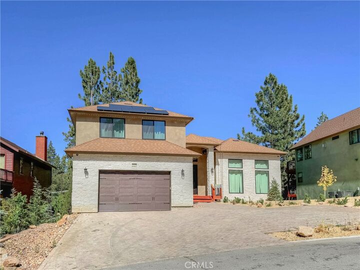 Property Photo: 1224 Wolf Creek Court CA 92315