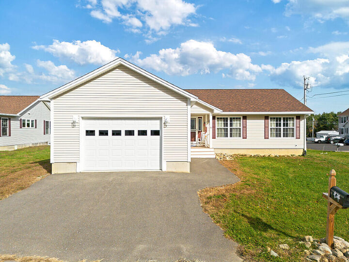 Property Photo: 18 Hunter Drive ME 04401